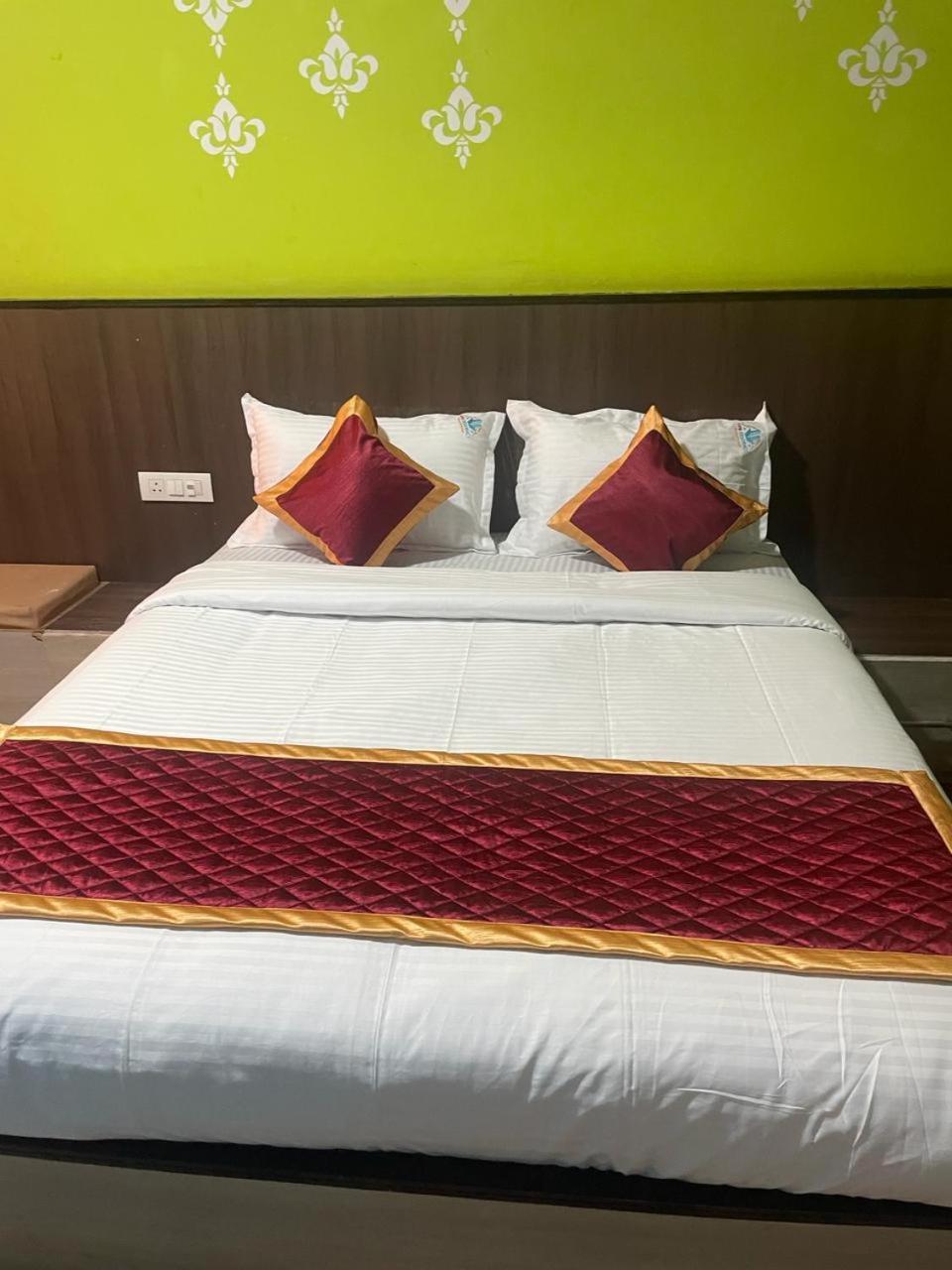 Ooty Vpr Residency Otel Dış mekan fotoğraf
